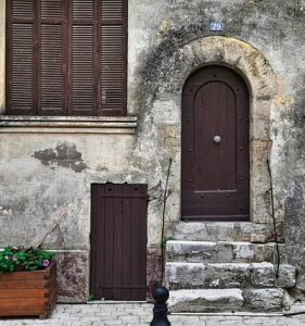 Addio Muffa: Rimedi Naturali e Soluzioni Efficaci per Liberare la Tua Casa da questo Fastidioso Problema