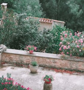 Un tocco di tradizione nel tuo giardino: Forno a legna da esterno per piatti deliziosi